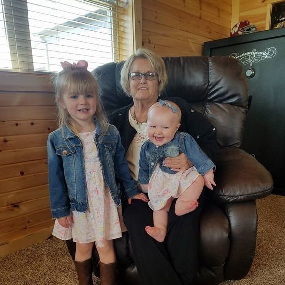 Meet your Posher, Billie - Picture 1 of 1